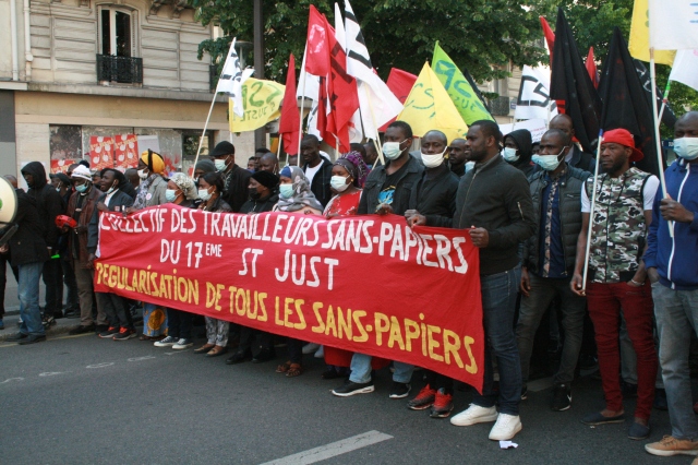 Collectif des travailleurs sans-papiers du 17ème arrondissement [Undocumented workers's collective of the 17th district]